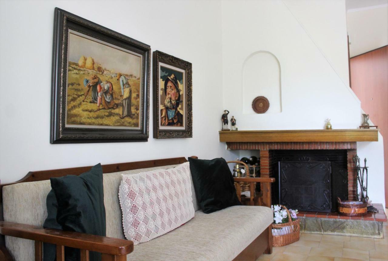 Traditional House Peraía エクステリア 写真